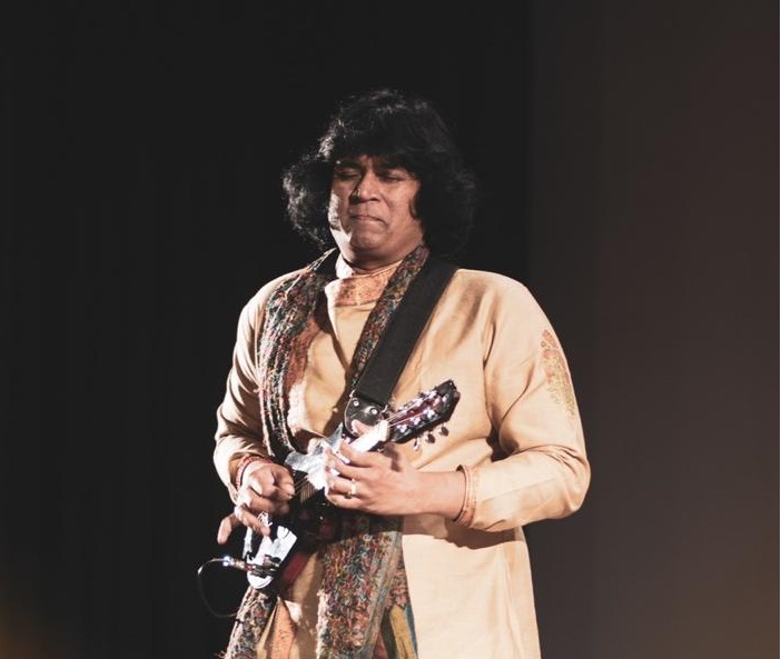 mandolin-rajesh-performed-at-alcheringa-2020